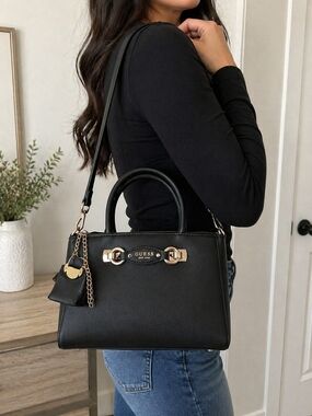 Guess Black Satchel Crossbody Purse w/ Charm – Great Condition🖤